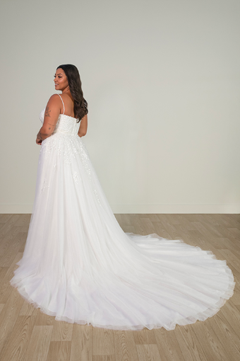 Essense of Australia SY8105 #4 default (IV-BC) Ivory Lace and Tulle over Biscotti Gown thumbnail